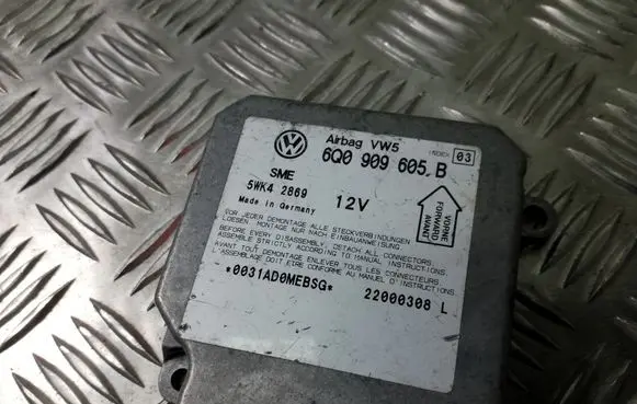 Volkswagen Polo Airbag control unit/module 6Q0909605B