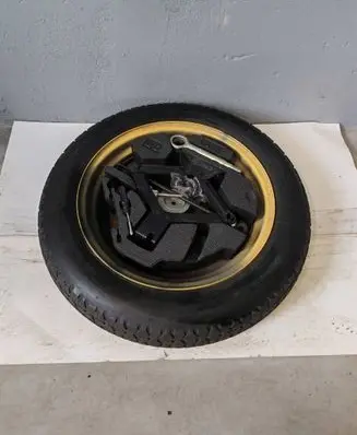 Subaru Forester SG R17 spare wheel 