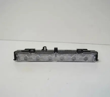 Volkswagen Jetta VII Third/center stoplight
