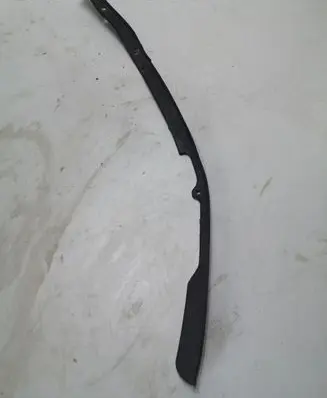 Chevrolet Camaro Front bumper splitter molding 84058354