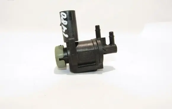 Vacuum valve
