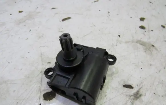 Hyundai i20 (GB IB) A/C air flow flap actuator/motor GMAUTO4574097