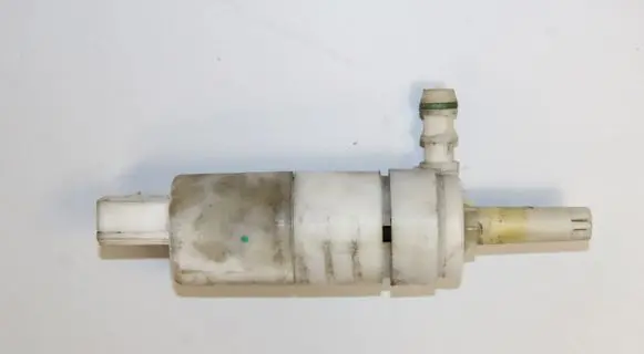 Mercedes-Benz ML W163 Windscreen/windshield washer pump 