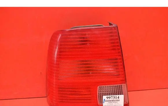 Volkswagen PASSAT B5 Rear/tail lights