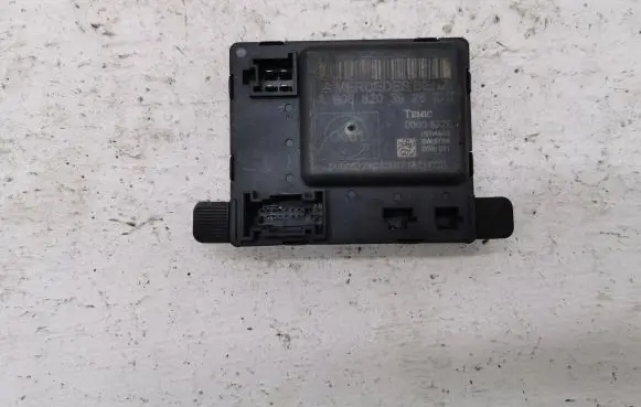 Mercedes-Benz Sprinter W906 Door control unit/module