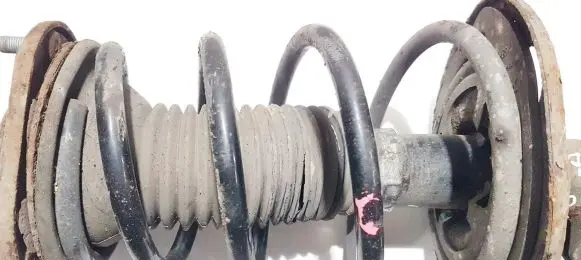 Toyota Avensis T270 Front coil spring
