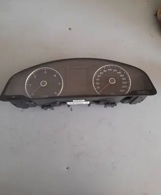 Volkswagen Transporter - Caravelle T5 Speedometer (instrument cluster) 7E0920860A