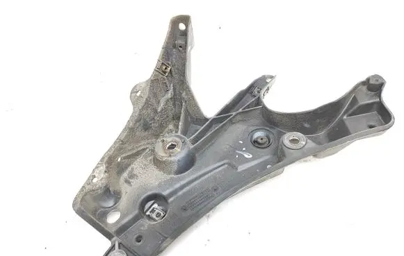 Volvo S90, V90 Fender mounting bracket 31378985 A07011
