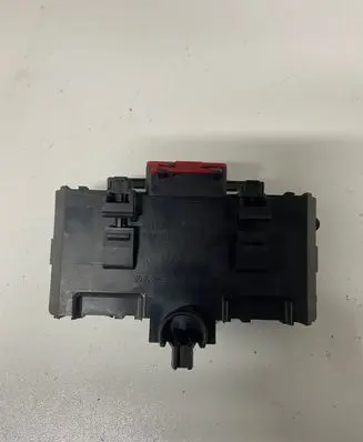 Mercedes-Benz C W203 Fuse box set A2035450301