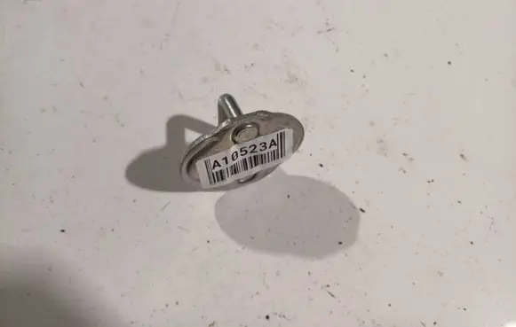 Mazda 3 II Rear door lock loop/hook striker 