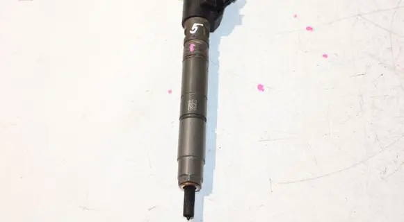Volvo V70 Fuel injector 31303238 0445116046