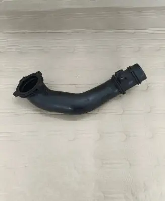 Mercedes-Benz E W212 Intercooler hose/pipe A6510903637 143TD40110