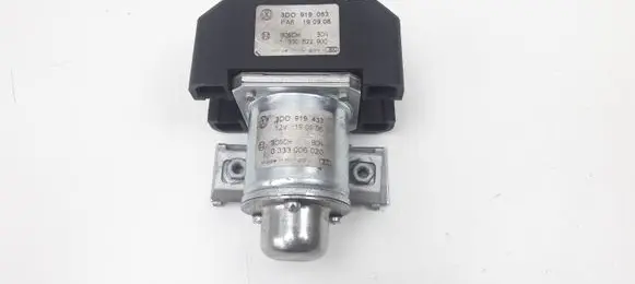 Volkswagen Phaeton Charging relay 3D0919433 0333006020 3D0919083