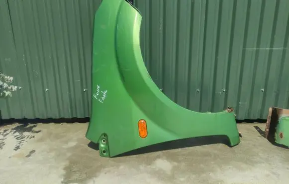 Ford Galaxy Fender PRAWY