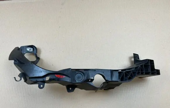 BMW 3 E92 E93 Headlight/headlamp mounting bracket 7227926