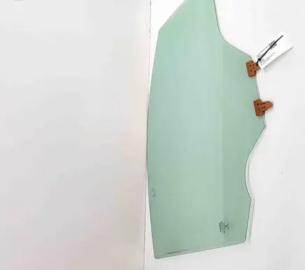 Nissan Leaf II (ZE1) Front door window glass four-door 803003NL1A