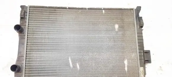 Nissan Qashqai Coolant radiator 21400jd000 880416w