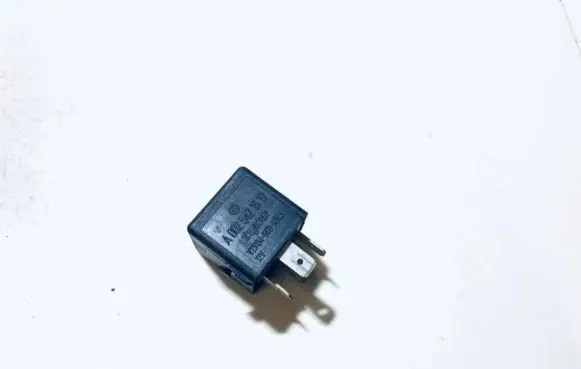 Mercedes-Benz E W211 Other relay A0025421319