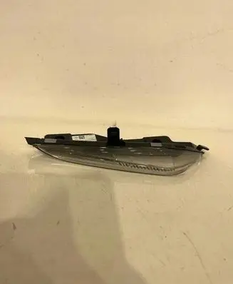 Front indicator light
