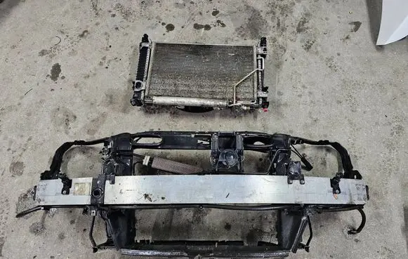 Mercedes-Benz CLK A209 C209 Radiator support slam panel 