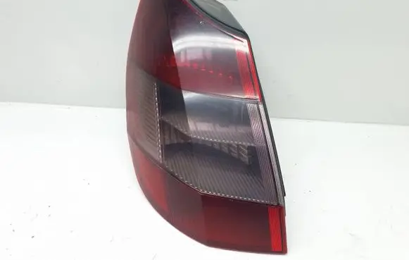 Renault Scenic II - Grand scenic II Rear/tail lights 8200127704