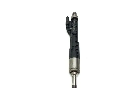 BMW 7 G11 G12 Fuel injector 0261500356 13648638255