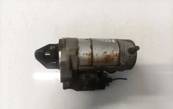 Toyota RAV 4 (XA30) Starter motor 281000r010 28100-0r010