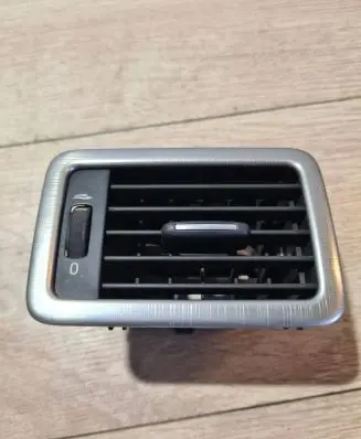 Volvo V70 Dashboard side air vent grill/cover trim 30755183 30755177