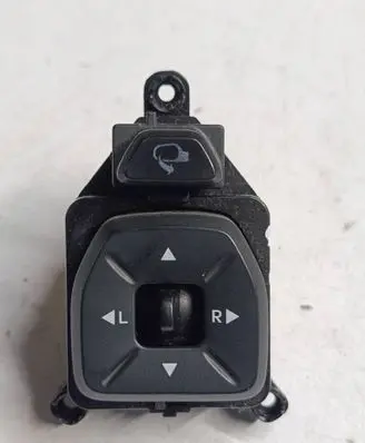Wing mirror switch