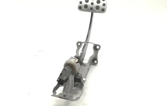 Subaru Forester SJ Brake pedal