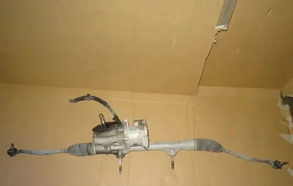Citroen C3 Steering rack 9823964880