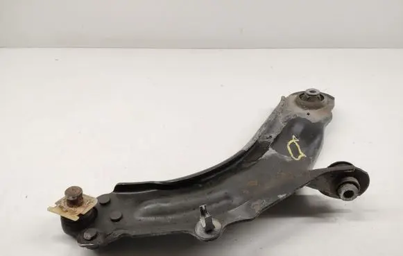 Renault Kangoo II Front lower control arm/wishbone 