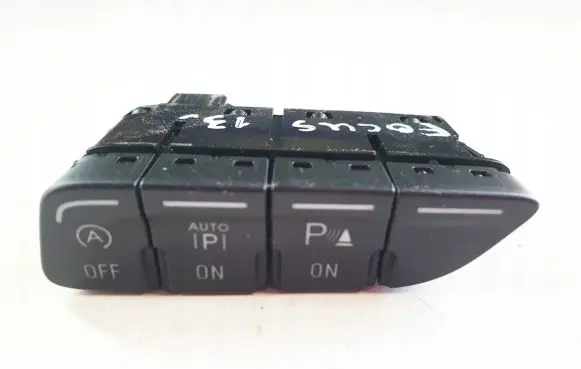 Ford Focus A set of switches am5t14b436