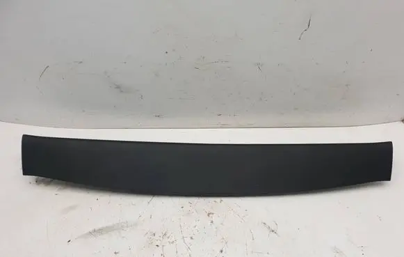 Volvo V60 Tailgate/trunk upper cover trim 39804575 Y352 2210264