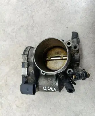 Audi A4 S4 B6 8E 8H Throttle body valve 06B133062H