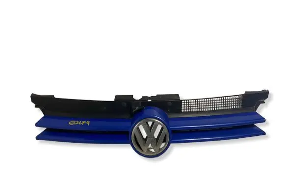 Volkswagen Golf IV Front grill 1J0853655A 1J0853651B