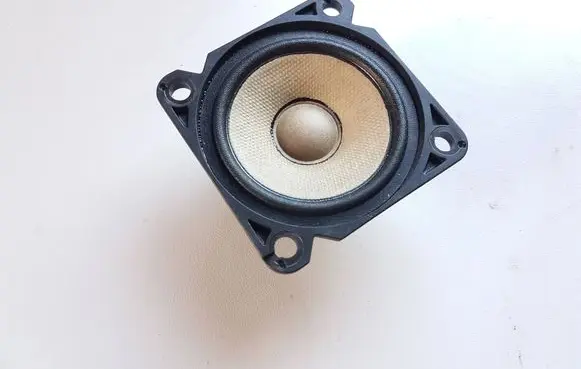 Nissan Qashqai J12 Panel speaker 281526GG0A