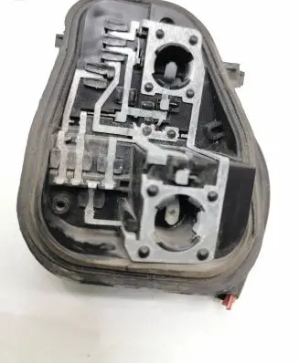 Audi A6 S6 C6 4F Tail light bulb cover holder 4F9945221B 89033806 89037048