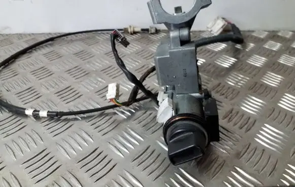 Infiniti FX Ignition lock