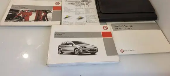 Opel Astra H User manual 