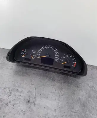 Mercedes-Benz E W210 Speedometer (instrument cluster) A2105401611
