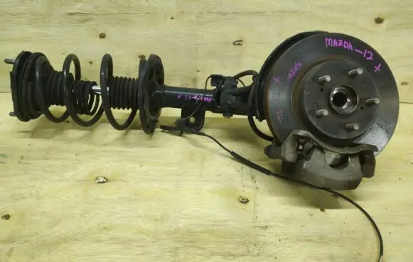 Toyota Prius (XW30) Front wheel hub spindle knuckle