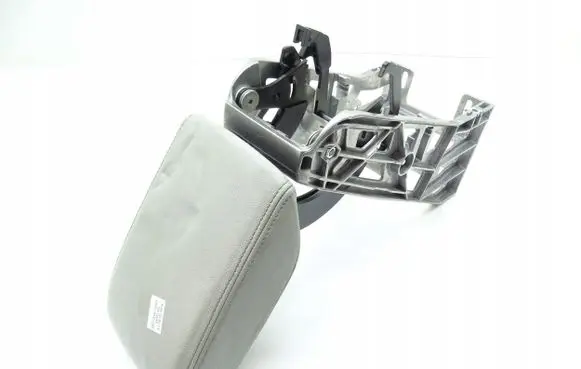 Audi Q3 8U Armrest 8U0864283A