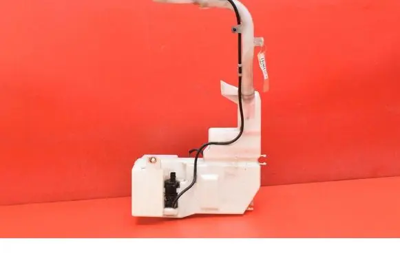 Honda Civic Windshield washer fluid reservoir/tank