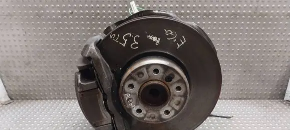 BMW 5 E60 E61 Front wheel hub 6760954