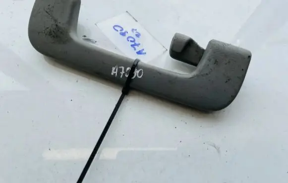 Audi A4 S4 B6 8E 8H Rear interior roof grab handle 8e0857608