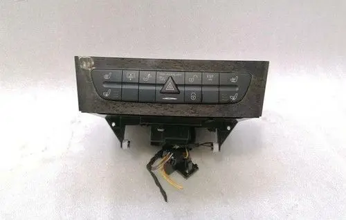Mercedes-Benz E W211 CD changer wiring A2118706189