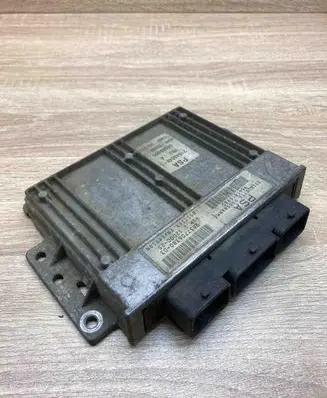 Peugeot 206 Engine control unit/module ECU 9637706380 9641815980