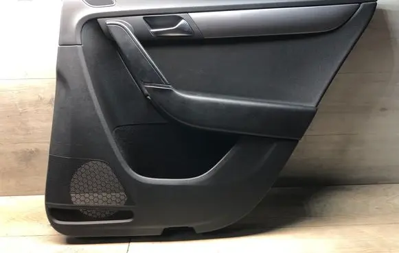 Volkswagen PASSAT B7 Rear door card panel trim 3AF867212
