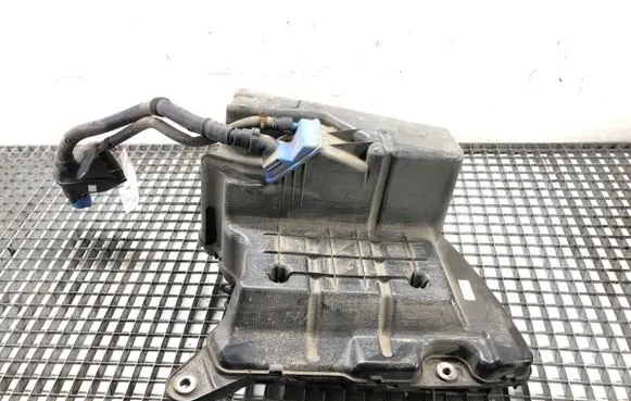 Audi A8 S8 D5 Fuel tank 8W0131878BH